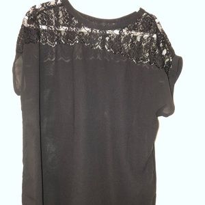 H&M lace detail top